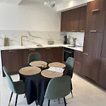 Neuf Contemporain * Λούρδη